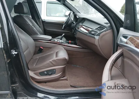 2008 BMW X5 3.0Si z USA, uszkodzony, nr VIN 5UXFE43528L025890